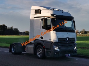Camión Semirremolque Mercedes-Benz Actros 1845 Diésel 2018 con Cama, Usado, Tracción 4x2, Euro 6, Volante a la Izquierda, >450HP, 10 Velocidades - Product Image 2