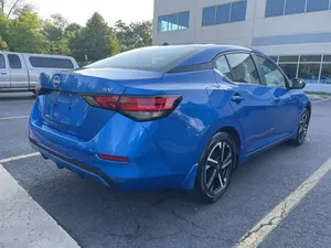 Nissan Sentra 2024 en parfait état - Product Image 3