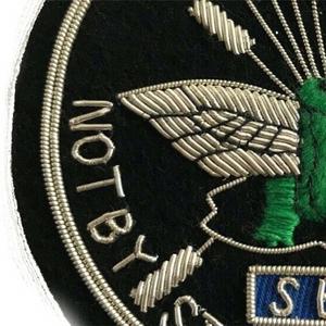 Esta es una insignia de blazer del Servicio Especial de Transporte Marítimo (SBS). - Product Image 3