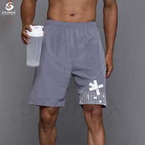 Pantalones cortos de gimnasio con logotipo personalizado para hombre, Joggers ligeros de poliéster con cintura elástica, estampado de cintura media, ropa deportiva para entrenamientos para correr - Product Image 4