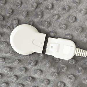 2-In-1 Verwarmde Werpdeken En Kussen - Product Image 4