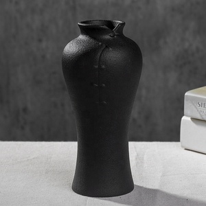Vases à fleurs en céramique créatifs de haute qualité, faits à la main et écologiques, pour la décoration luxueuse de la maison, des restaurants et des hôtels - Product Image 5