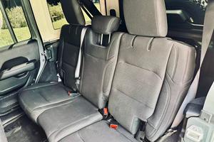 Jeep Wrangler Unlimited Sahara 4x4 2019 Usado, Como Nuevo, Opciones LHD/RHD, SUV Todoterreno de Alto Rendimiento, Listo para Enviar - Product Image 4