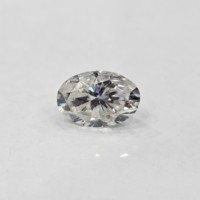 Piedra preciosa suelta de moissanita de forma ovalada de corte agradable de excelente calidad con personalización para la fabricación de joyas