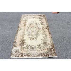 Tapis d'appoint vintage 3,6x6,6 pi (111x201 cm), tapis turc marron à pois - Product Image 1