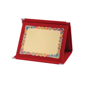 Premio impreso en oro personalizado del proveedor indio con placa de caja de terciopelo perfecto para honrar la excelencia en la venta o la jubilación - Product Image 1