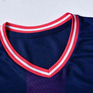 Ropa deportiva, sublimado uniforme de fútbol, jersey de cuello redondo hecho en poliéster con pantalones cortos, uniforme de fútbol con nombre de equipo personalizado - Product Image 2