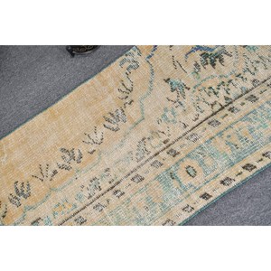 Alfombra de lana turca Vintage de 1,9x3,5 pies, tejido plano de retazos beige y azul para decoración de sala de estar con respaldo de látex - Product Image 5