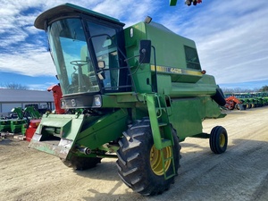 Cosechadoras John Deere S680 Usadas, 4HAY, Máquinas Agrícolas para la Cosecha de Granos en Venta - Product Image 4