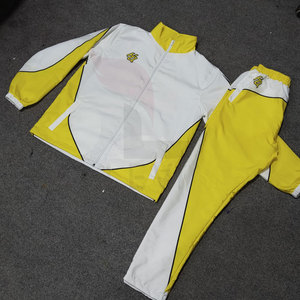 Trajes Deportivos para Hombre al por Mayor, Personalizados, Casuales de Invierno, Diseño OEM, Logotipo Personalizado Impreso, Resistentes al Viento y de Secado Rápido - Product Image 3