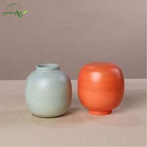 Vase de table en bambou moderne enroulé avec un design durable et écologique, matériau naturel, finition mate douce pour les espaces contemporains - Product Image 6