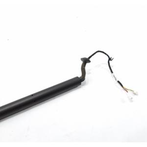 PLUNGEUR DE CAPOT ARRIÈRE GAUCHE ÉLECTRIQUE MERCEDES GLA Series (H247) A2478902300 OM 654.920 Diesel 2000 (20>) - Product Image 3