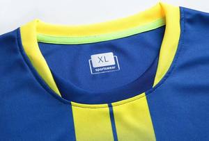 ชุดเครื่องแบบกีฬาเสื้อเจอร์ซีย์สีเหลืองสีฟ้าชุดทีมฟุตบอลแบบนุ่มใส่สบายชุดฝึกฟุตบอลแขนสั้นผู้ผลิต OEM - Product Image 5
