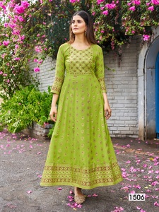 Robe pakistanaise Anarkali élégante de qualité supérieure pour mariage mariée, créateur et collection brodée pour femmes au meilleur prix - Product Image 6