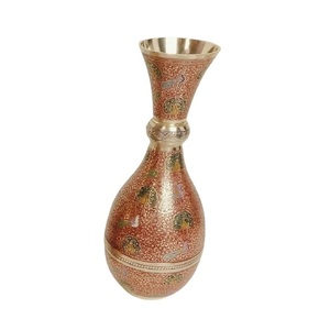 Florero de latón de alta calidad con grabado multicolor pintura roja acabado dorado para Decoración de mesa - Product Image 2