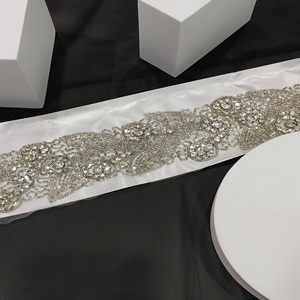 Tissu de luxe fait main de dentelle avec le travail en pierre pour les robes nuptiales et l'usage de partie - Product Image 4