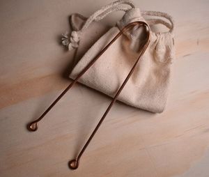 Nettoyant pour la langue en cuivre pur pour une routine quotidienne de désintoxication buccale, améliorant l'hygiène et l'haleine fraîche du matin - Product Image 2