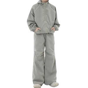 Veste coupe-vent pour hommes avec logo personnalisé de haute qualité ensemble de survêtement en nylon surdimensionné caractéristique coupe-vent pour adultes 2026 - Product Image 3