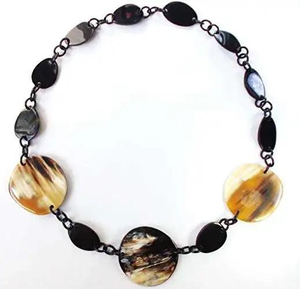 Venta al por mayor mejor diseño collar de cuerno de búfalo hecho a mano cadenas vintage con perla piedra principal para mujeres niñas para compromiso de boda - Product Image 1