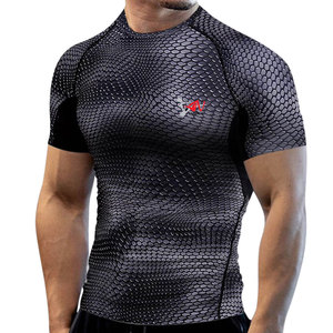 Derniers vêtements de sport, manches courtes, rashguard, coupe ajustée, tissu à séchage rapide pour entraînement intense - Product Image 1
