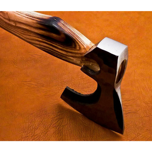 Hacha Vikinga Hecha a Mano con Acero de Alto Carbono, Mango de Acero de Grado Industrial, Funda de Cuero, 1.5 kg, para Camping y Uso Diario - Product Image 4