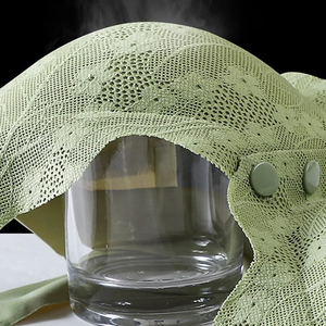 Soutien-gorge rembourré léger à séchage rapide pour femme | haut extensible respirant pour la gym, le yoga et les vêtements d'extérieur - Product Image 3