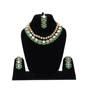 Joyería Tradicional India para Bodas - Elegante Conjunto de Gargantilla Kundan con Cuentas Verde Menta - Product Image 1