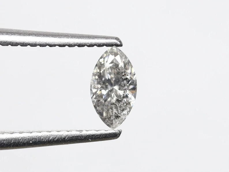 เกลือและพริกไทยเทา