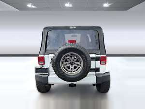 ราคาถูก! รถจี๊ปแรงเลอร์ ซาฮาร่า ปี 2011 ขับเคลื่อน 4 ล้อ 2 ประตู รุ่น 4.X.4 SUV รถส่วนตัว - Product Image 5