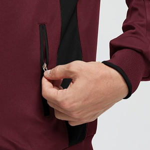 ชุดวอร์มออกกำลังกายแบบมีซิป สวมใส่สบาย รุ่นใหม่ล่าสุด ปี 2026 ชุดเซ็ตสองชิ้นสำหรับผู้ชาย - Product Image 3