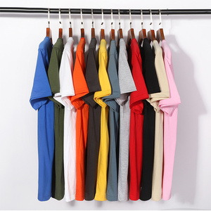 T-shirt en coton avec impression graphique personnalisée T-shirt décontracté blanc T-shirt en coton avec logo brodé avec sérigraphie personnalisée pour hommes - Product Image 1