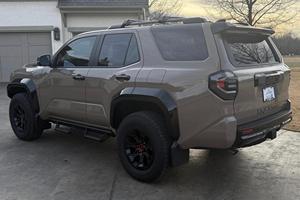Toyota 4Runner TRD Pro 2025 en Perfecto Estado - Product Image 2