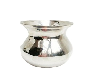 Kalash décoratif de mariage, Matka fait main, décoration d'intérieur, pots à eau en métal, centre de table pour fête, décoration de table - Product Image 1