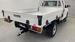 Toyota Hilux Workmate 2024, 2.7L GUN126R SR, Cabina Simple, Chasis, 2 Puertas, Transmisión Automática Deportiva de 6 Velocidades, 4x4, 2.8DT, Tracción Trasera, Volante a la Derecha - Product Image 4