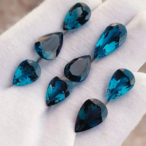 Topaze bleue de Londres super bleue, pierre précieuse en vrac, coupe naturelle mixte, certifiée par un tiers, 5-15 carats, taille de bague disponible, Jaipur - Product Image 2