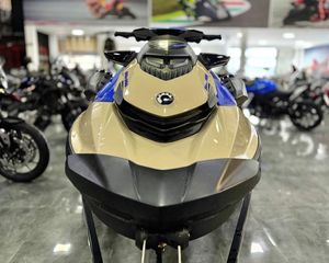 Moto Acuática de Alta Calidad en Venta \ Quadski de 4 Tiempos en Venta - Product Image 1