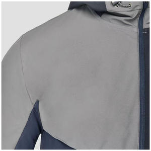 Veste coupe-vent imperméable à coquille souple pour hommes avec logo personnalisé 100% nylon pour les activités de plein air d'hiver Veste de pluie pour hommes - Product Image 3