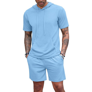 Conjunto de camiseta y pantalones cortos para hombre de alta calidad de nuevo color, Conjunto de camiseta y pantalones cortos de gran tamaño con cuello redondo informal personalizado de algodón orgánico para hombre - Product Image 1