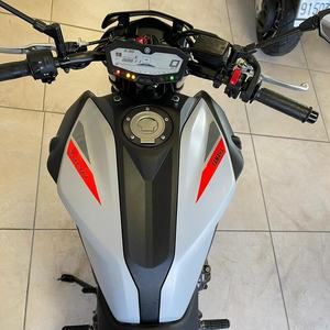 Motocyclettes de tourisme Yamaha MT-07 - Product Image 2