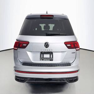 ABORDABLE CLEAN 2024 Volkswagen Tiguan SE R-Line Noir 4Motion - Product Image 2