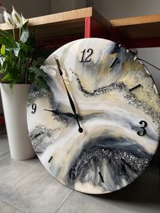 HORLOGE MURALE EN RÉSINE ASSISTANTE AVEC Horloge Murale au Design Artistique Fait Main Unique Art Résine d'Inde - Product Image 4