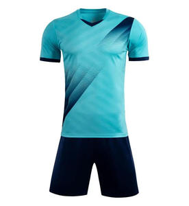 รับผลิตเสื้อฟุตบอลแบบซับลิเมชั่นตามสั่ง ขายส่งสำหรับสโมสร ผู้จัดจำหน่ายอุปกรณ์กีฬา บริการ OEM ผลิตจากโพลีเอสเตอร์ 100% เป็นมิตรกับสิ่งแวดล้อม จัดส่งรวดเร็ว - Product Image 3