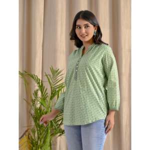 Blusa de Algodón Popelina de Alta Calidad para Mujer, Color Verde Pastel, Estilo Barik Butti con Botones Delanteros, Talla Única y Opciones de Talla XL Disponibles - Product Image 6