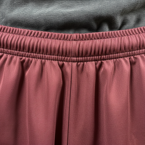 กางเกงขาสั้นกีฬาผู้ชายสำหรับฤดูร้อน แบบขายส่ง สั่งทำได้ ระบายอากาศได้ดี เอวกลาง เหมาะสำหรับการฝึกซ้อม ลายเรียบ สไตล์ลำลอง - Product Image 3