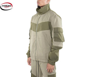 Customized Men's Sportswear 2-Piece Set Nylon Windbreaker with Full Zipper Breathable and Lightweight Printed Techniques - Product Image 5