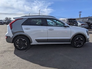 Vehículos Usados de Segunda Mano 2023 Niro EV Listos para Enviar - Product Image 5