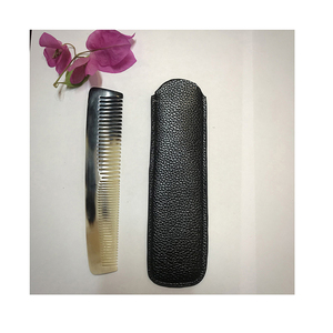 Peine de Cuerno Hecho a Mano de Lujo y Alta Calidad, Huong Dang de Vietnam, Modelo 02, para Masajes y Regalos - Product Image 6