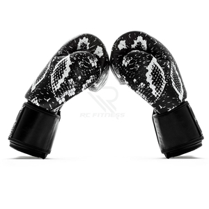 Gants de boxe professionnels sur mesure de haute qualité avec fermeture auto-agrippante antidérapante en cuir véritable RC Fitness Wear - Product Image 5
