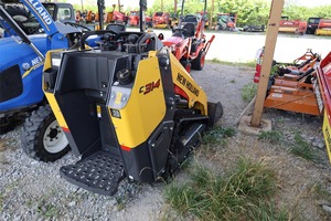 C314 Mini Minicargadora de dirección deslizante Eaton Cilindro hidráulico Motor de cargador frontal Bomba de motor Caja de cambios Componentes de núcleo PLC Tipo de oruga - Product Image 4