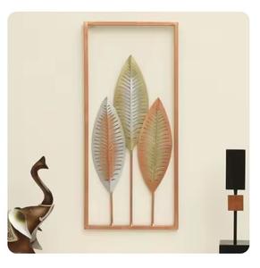 Decoración de pared de metal hecha a mano exquisita llamativa en forma de hoja pintada a mano, perfecta para la decoración interior del espacio vital - Product Image 5